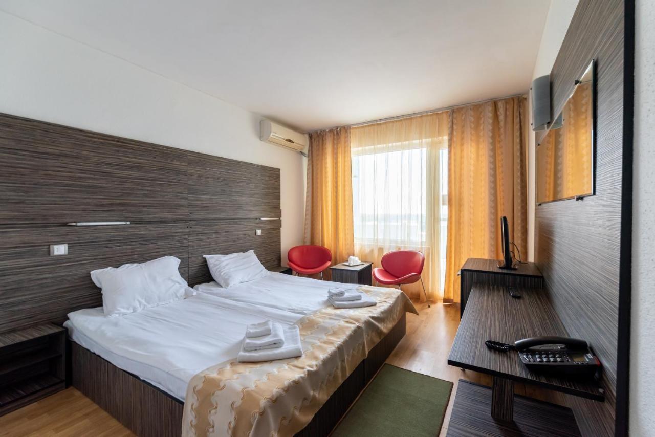 Hotel Capitol จูปิเตอร์ ภายนอก รูปภาพ