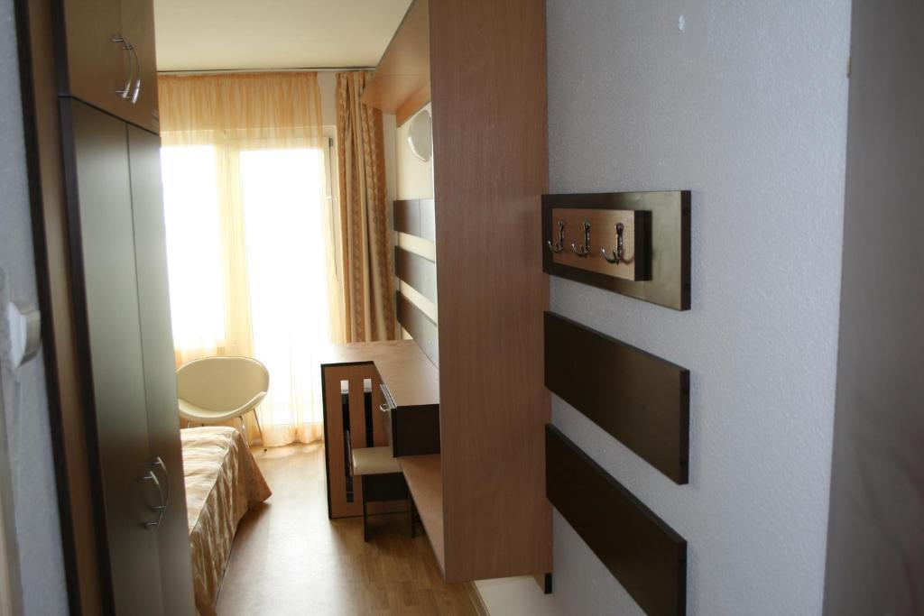 Hotel Capitol จูปิเตอร์ ห้อง รูปภาพ